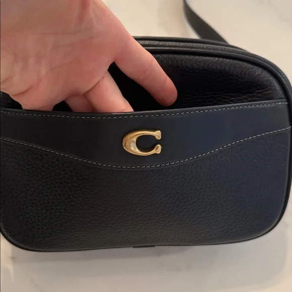 Coach Black pebbled leather shoulder bag (nwot) - Picture 3 of 4